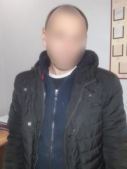 В Іршаві чоловік під час сварки кілька разів ударив брата ножем (ФОТО)