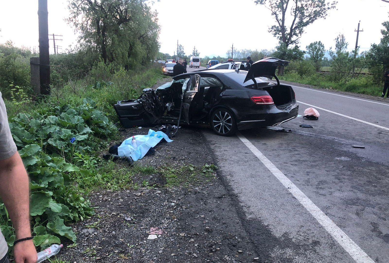 На Хустщині поліцейський спричинив ДТП, в якій загинуло ще двоє людей, серед яких – депутат Виноградівської тергромади (ФОТО)