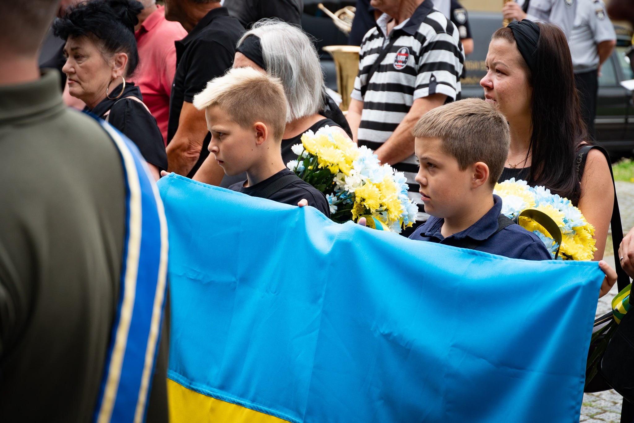 В Ужгороді попрощалися з Володимиром Сатмарі та В'ячеславом Гроскопфом, які загинули у війні (ФОТО)
