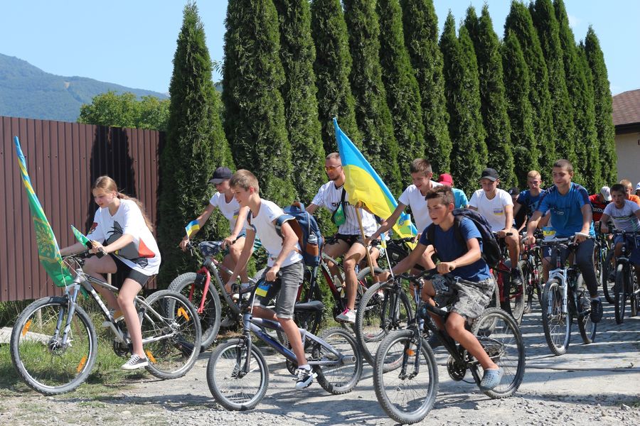 На Закарпатті триває реєстрація на велозаїзд "Пий буркут – крути педалі"