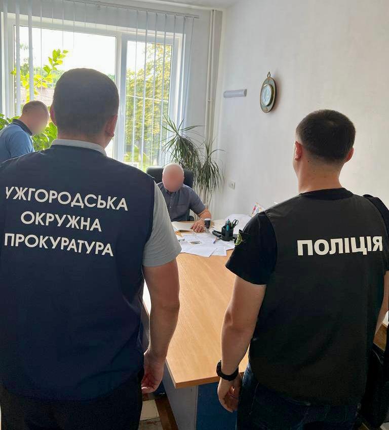 На Закарпатті на хабарі затримали голову військово-лікарської комісії (ФОТО)