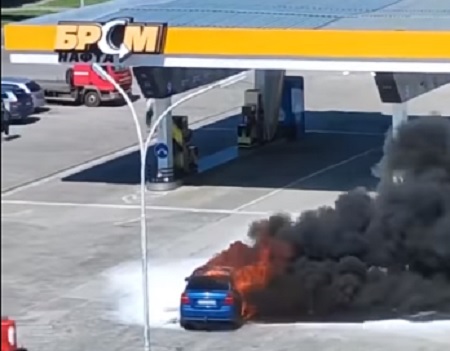 В Ужгороді на АЗС згорів автомобіль Chevrolet (ВІДЕО)