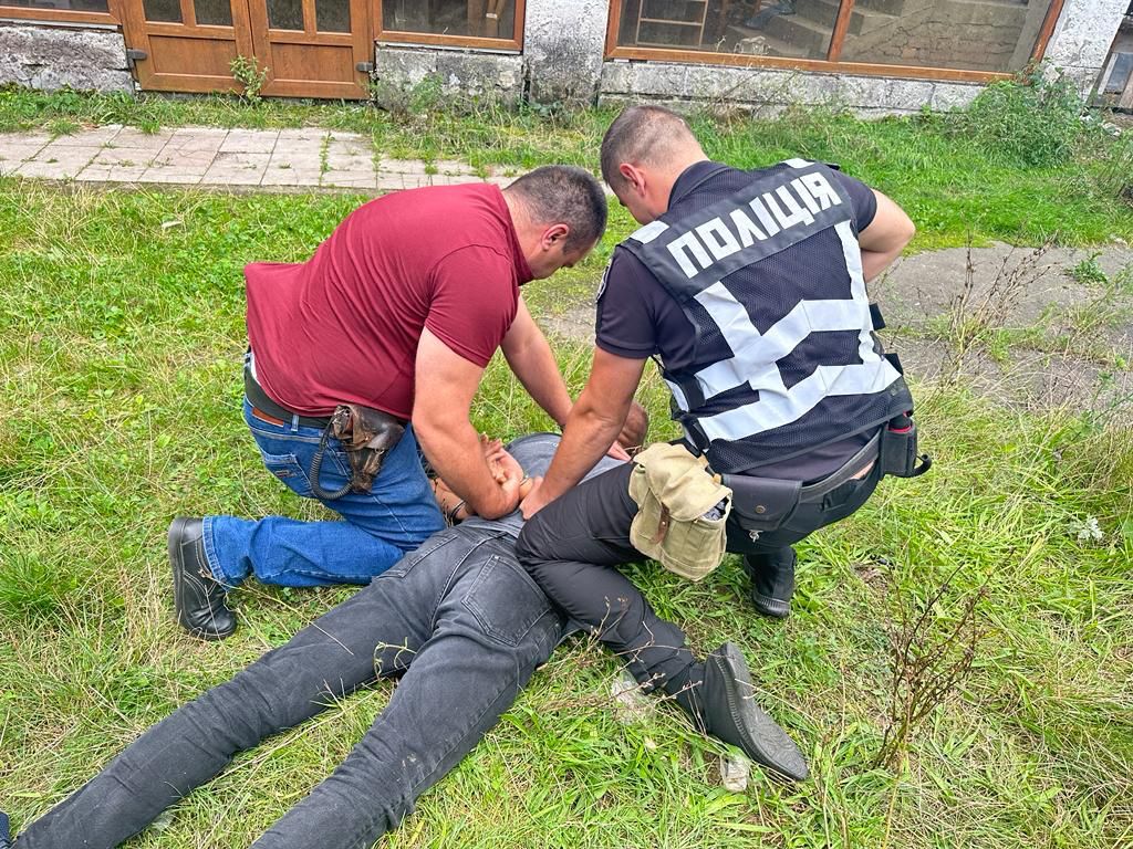 В Іршаві "на гарячому" затримали торговця метамфетаміном (ФОТО)