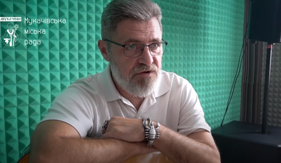 Захисник із Мукачева живе з трьома уламками в серці (ВІДЕО)