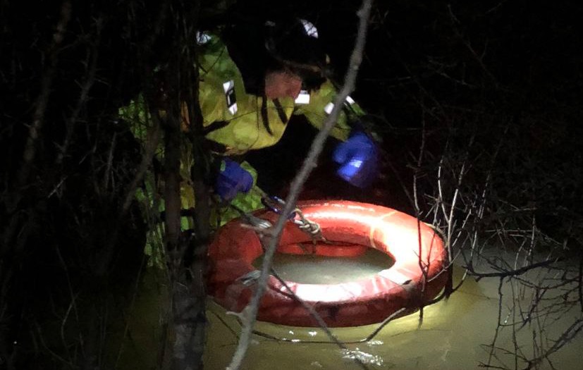 На Ужгородщині врятували двох чоловіків з дерева посеред розливу Латориці (ФОТО, ВІДЕО) 