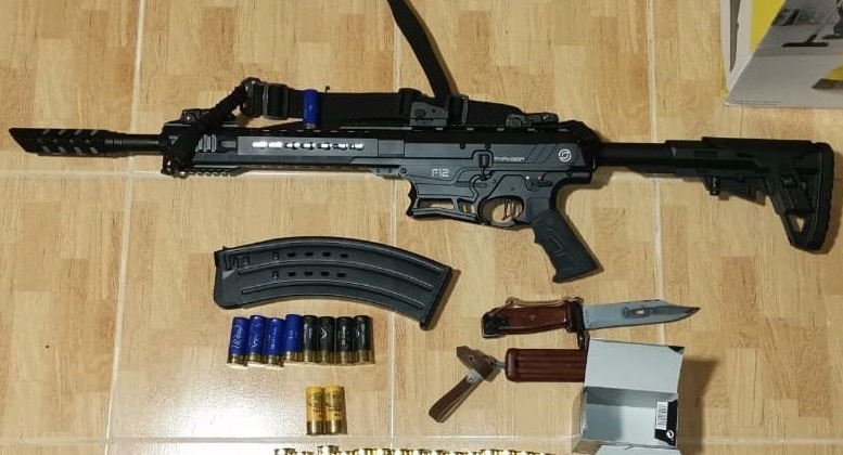 У Середньому Водяному на Тячівщині під час сварки 61-річний чоловік прострелив ногу 25-річному односельцю (ФОТО)
