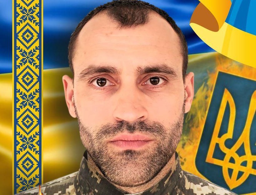 В Ужгороді у вівторок попрощаються з полеглим захисником Іваном Бенцою (ФОТО)