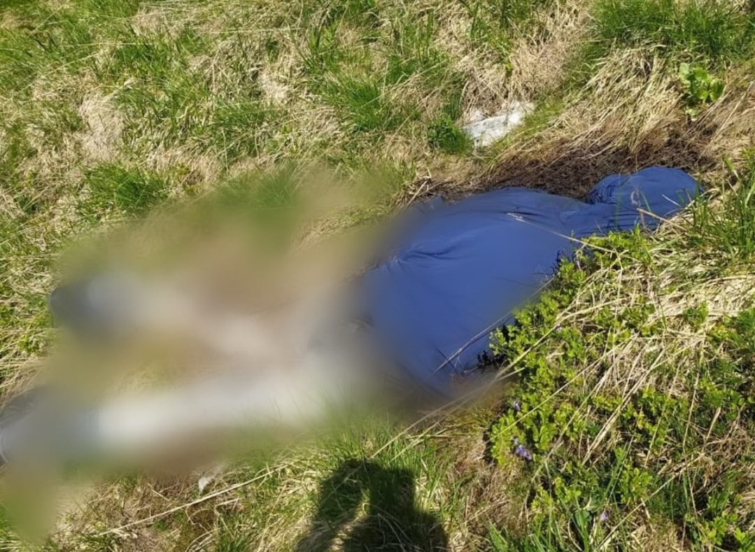 У Голятині на Хустщині виявили потопельника, на Ужгородщині – мертвим чоловіка, що зник в лісі, а на Рахівщині – тіло в горах