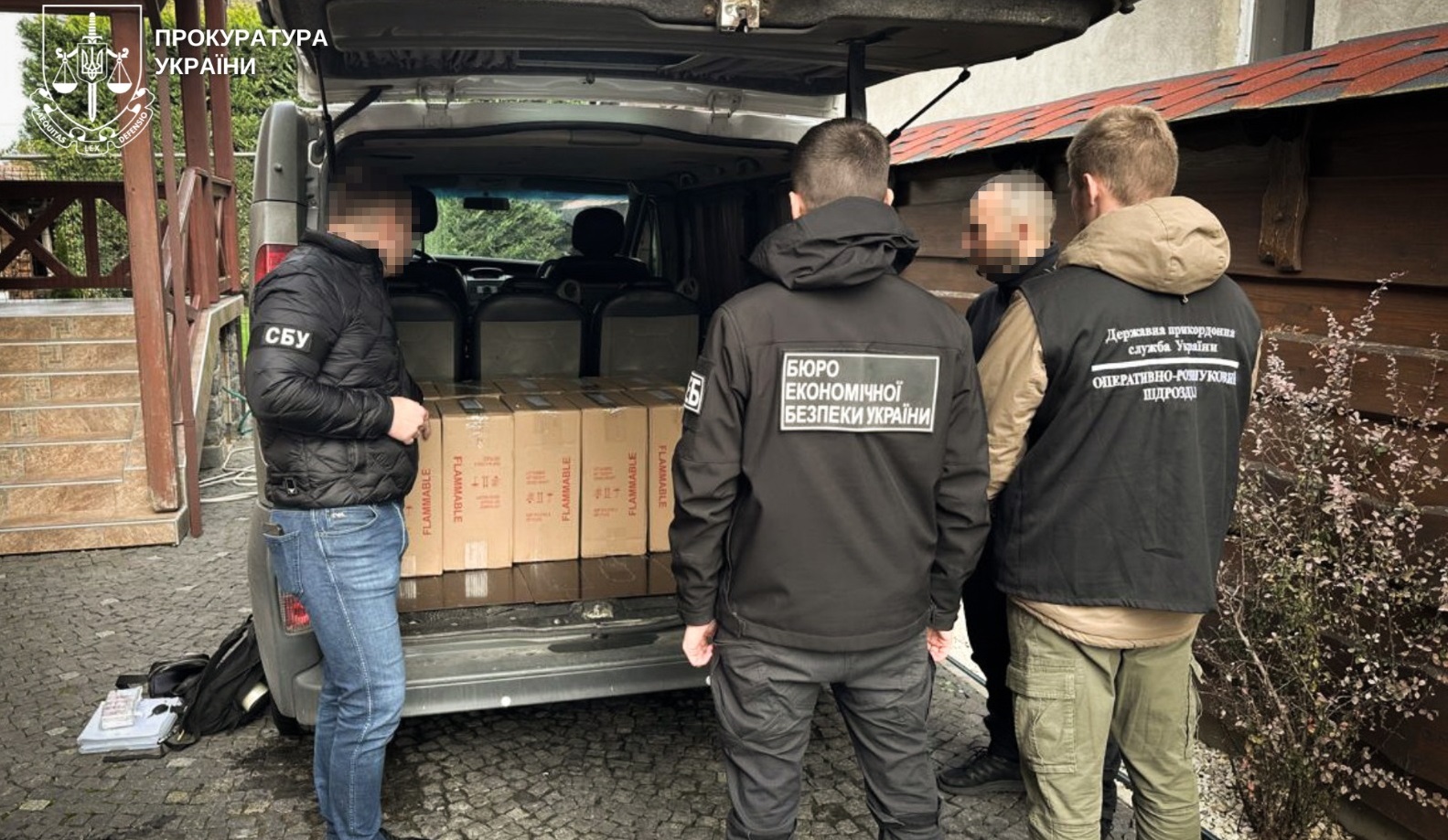 На Закарпатті припинили діяльність підпільного «бізнесу» на алкоголі й сигаретах (ФОТО)
