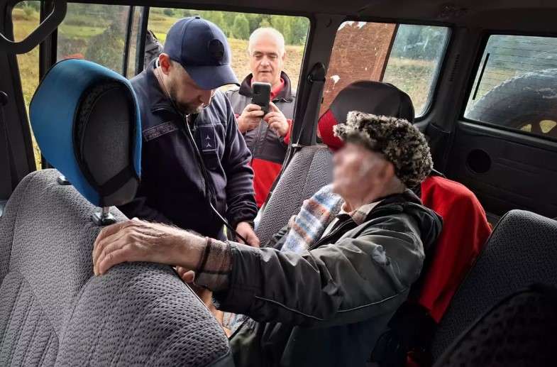 На Ужгородщині рятувальники два дні шукали 80-річного грибника (ФОТО)