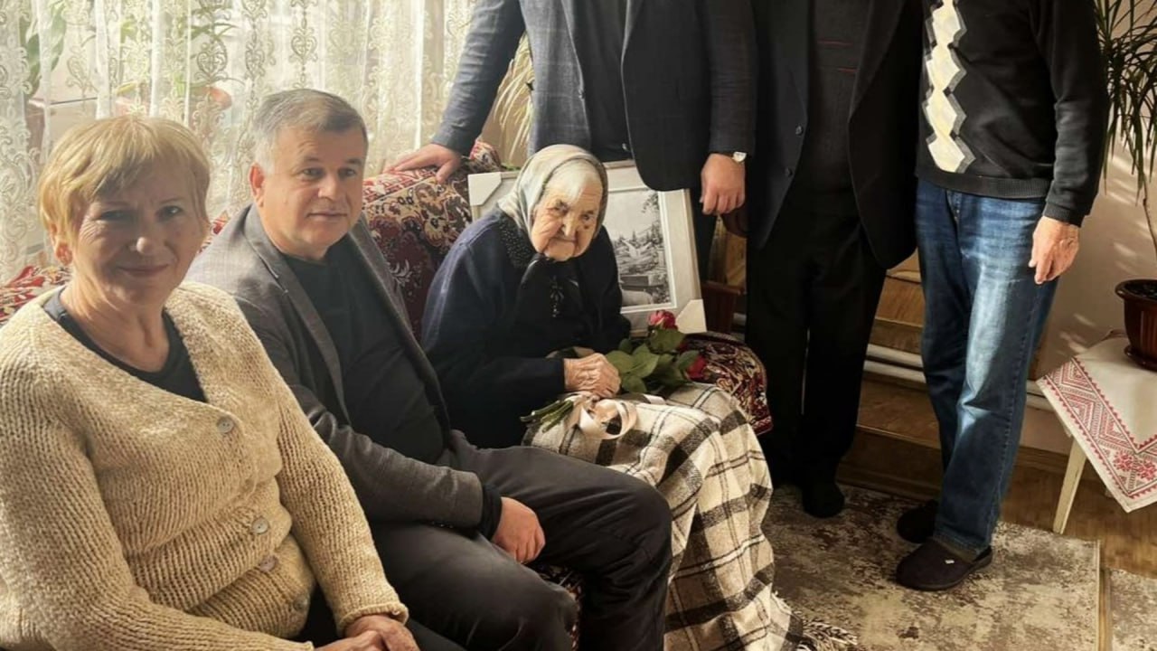 Найстарша жителька Іршавської громади відсвяткувала 104-й день народження (ФОТО)