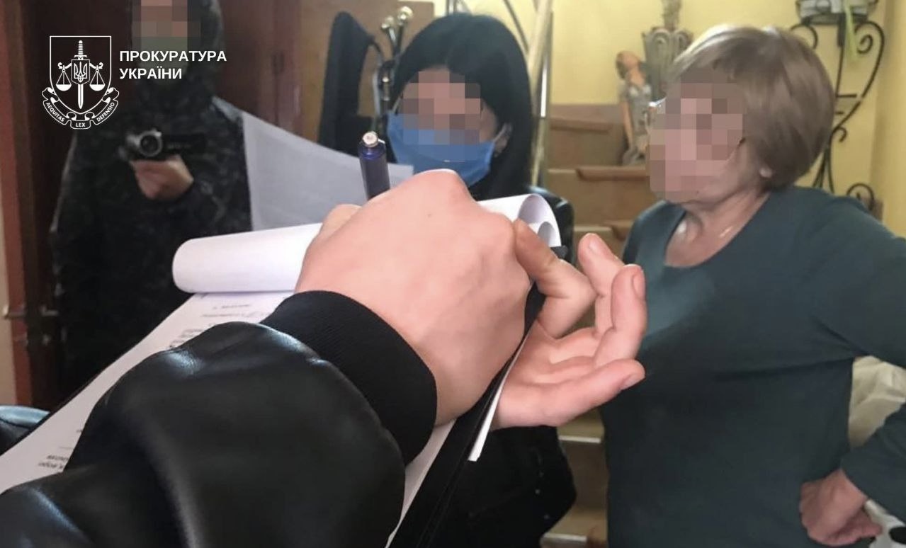 У Мукачеві засудили жінку, яка торгувала метамфетаміном біля школи (ФОТО)