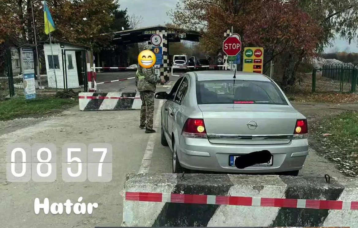 На Закарпатті, щоби унеможливити нові прориви авто, біля пунктів пропуску встановили бетонні блоки-загороджувачі (ФОТО)