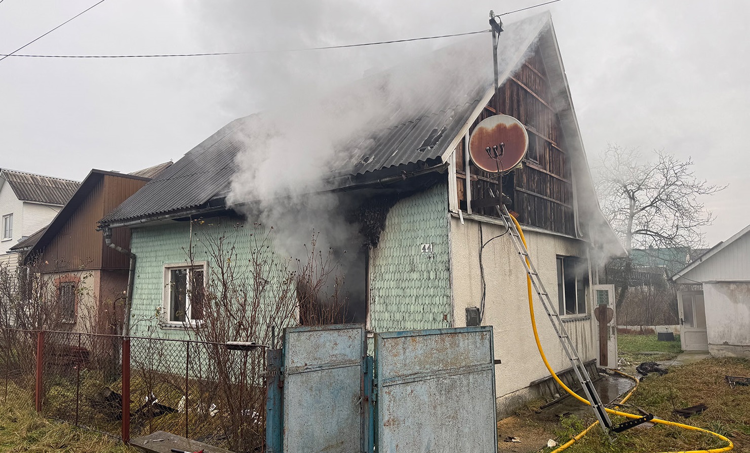 На Тячівщині під час пожежі у будинку загинув 61-річний чоловік (ФОТО)