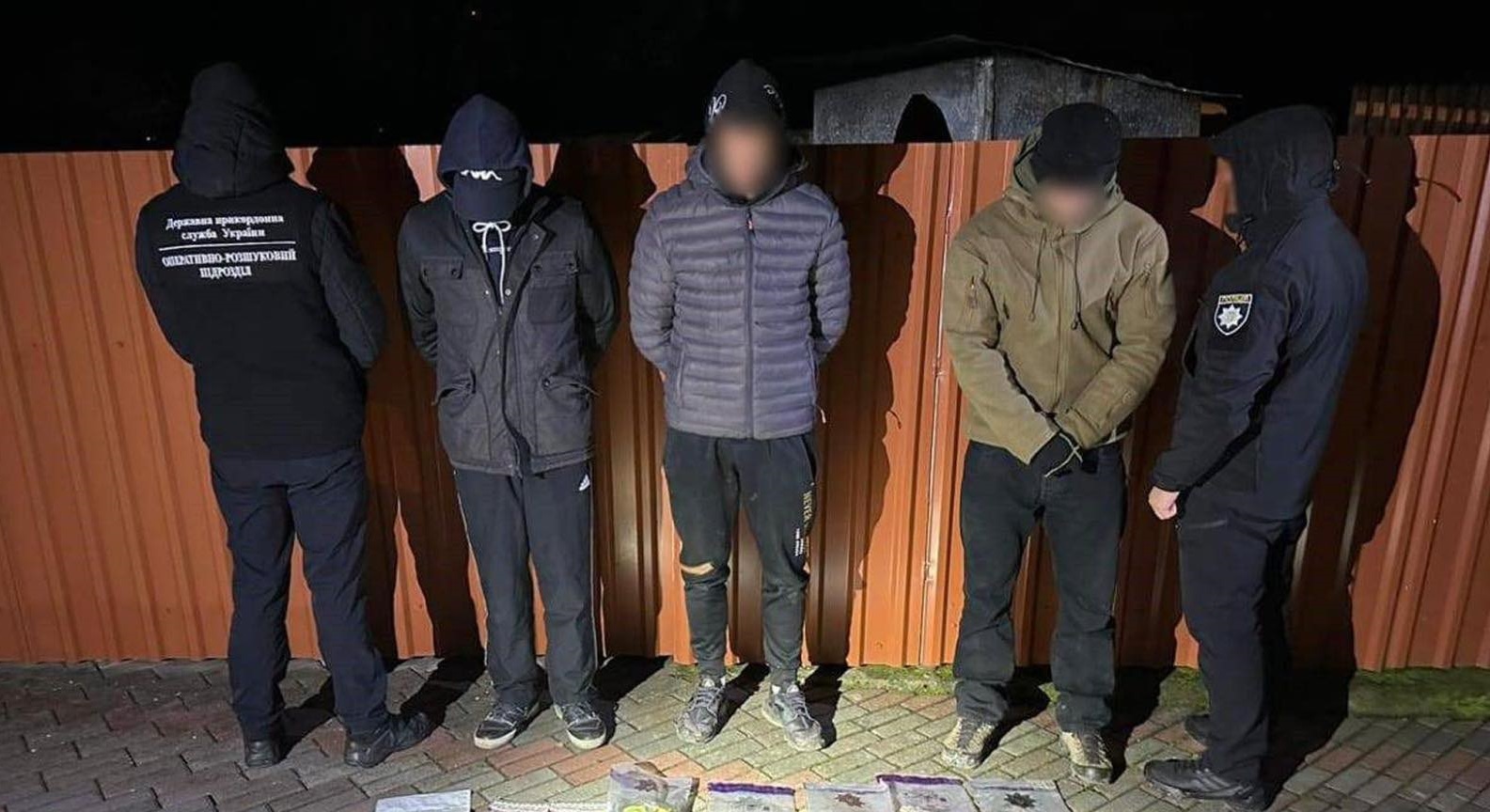 На Закарпатті 19-річний хлопець продавав втечу за кордон (ФОТО)