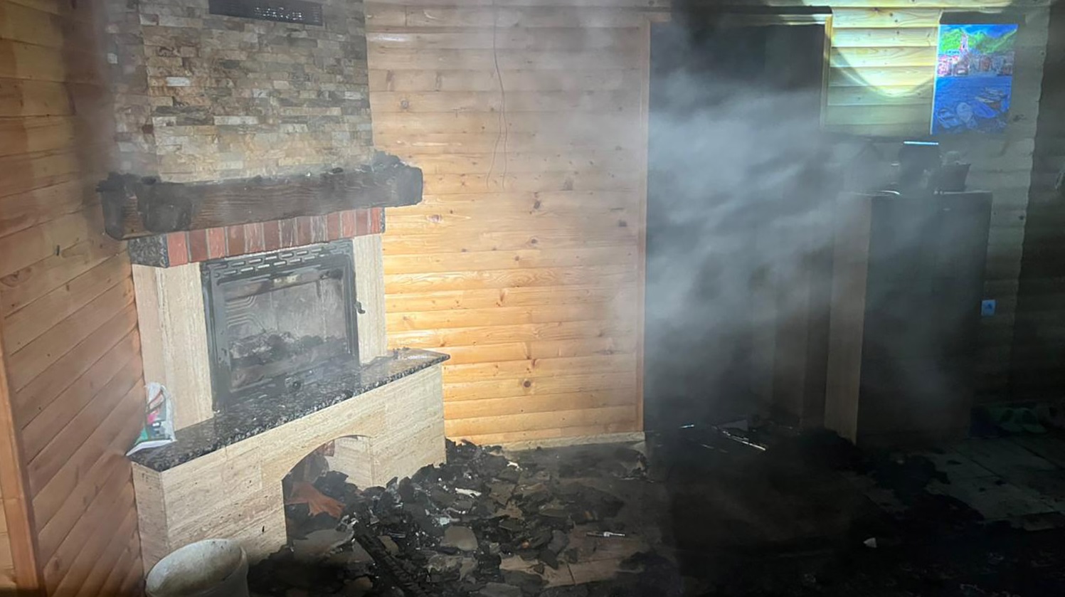 У селі Довге на Хустщині горів житловий будинок (ФОТО)