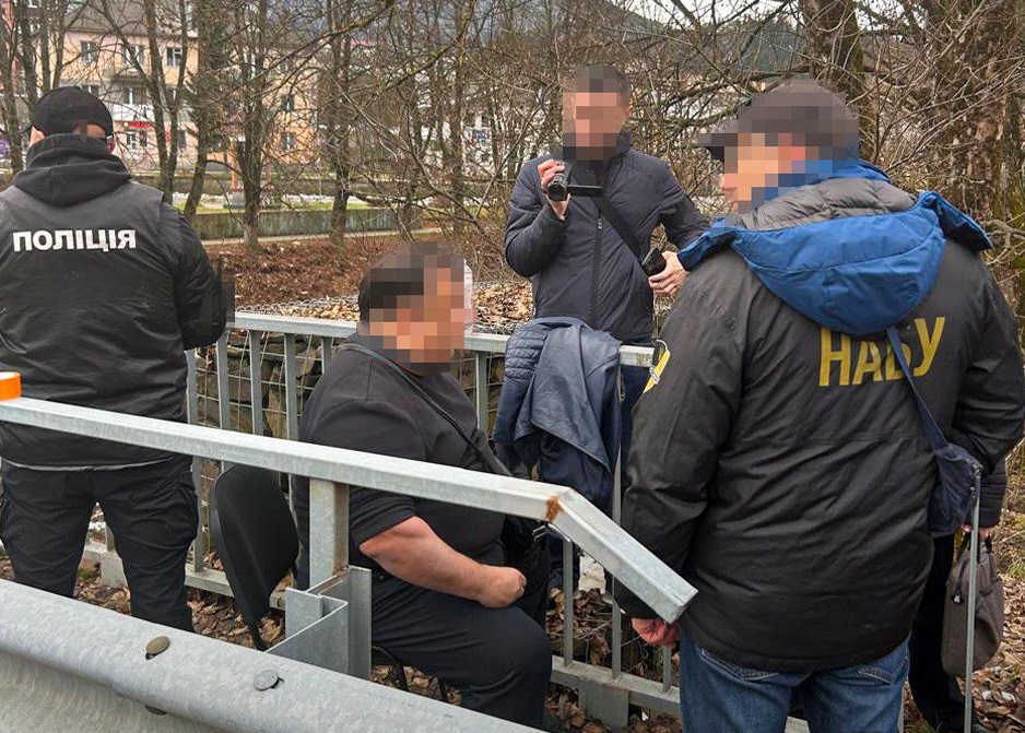 Суддю Воловецького райсуду Пелиха викрили на хабарі за скасування арешту 20 кубів лісу (ФОТО)