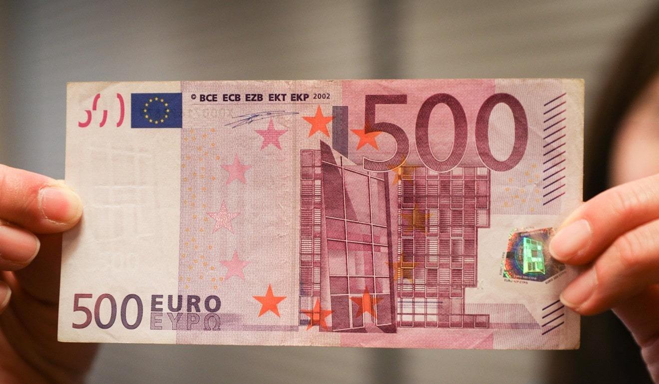 Раніше судимий житель міста Тячів налагодив продаж підроблених купюр €500