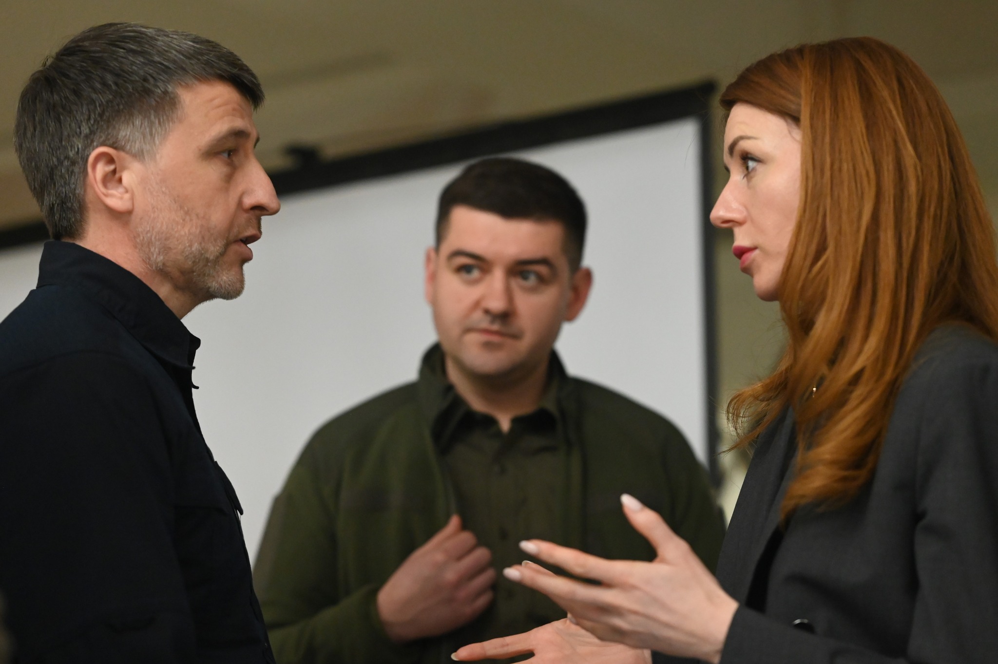 Закарпаття відвідала очільниця Міндовкілля Гринчук, нищення довкілля мініГЕСами і вітряками пріоритетом візиту не було (ФОТО)