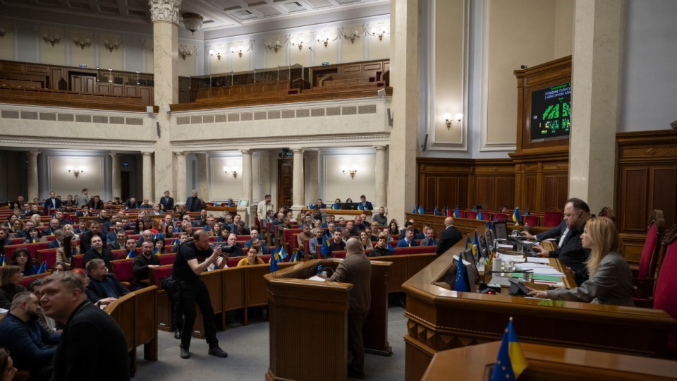 ВР прийняла доопрацьований після вето президента закон про примусове відчуження землі та будинків в Ужгородському районі Закарпатської області