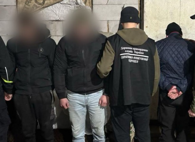 Організатор із Прикарпаття разом зі спільником з Закарпаття облаштували схему переправлення "ухилянтів" до Румунії (ФОТО)