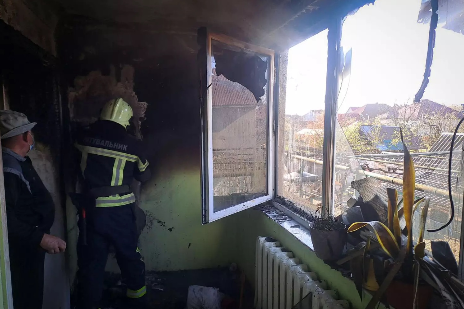 У Королеві "димів" будинок, власник надихався диму (РОЗШИРЕНО) (ФОТО)
