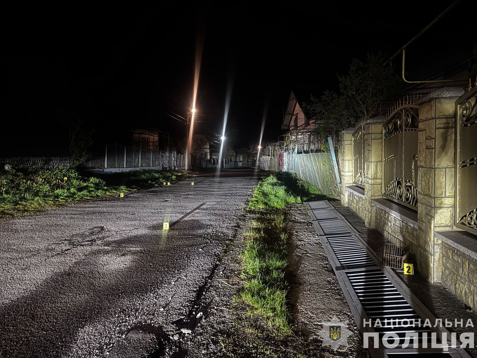 У Куштановиці на Мукачівщині у "п'яному" зіткненні пітбайка і скутера травмувалися обидва водії (ФОТО)