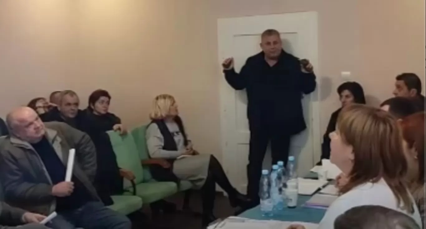 Львівський апеляційний суд залишив без змін вирок ексдепутату Батрину, що підірвав гранати на сесії сільради в Керецьках 