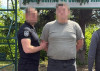 На Закарпатті митник вирішив заробити на "контрабанді" "ухилянтів" за кордон (ФОТО, ВІДЕО)