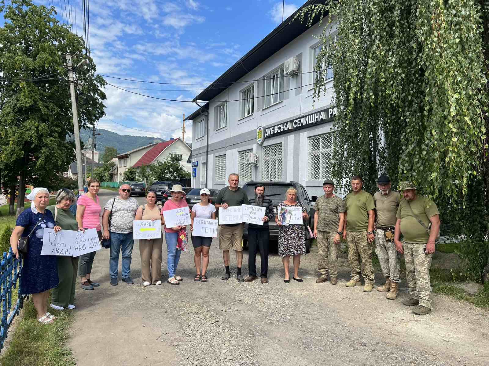 Ветерани Тячівщини поставили вимогу керівництву Дубівської громади протягом 7 днів забрати арештовану в Калинах "ГЕСівську" техніку (ФОТО, ВІДЕО)
