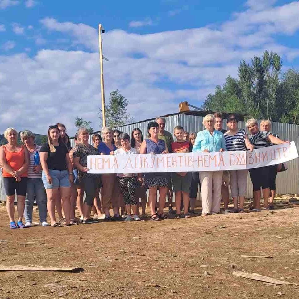 У Калинах на Тячівщині розпочався безстроковий протест проти незаконного будівництва мініГЕС (ФОТО, ВІДЕО)
