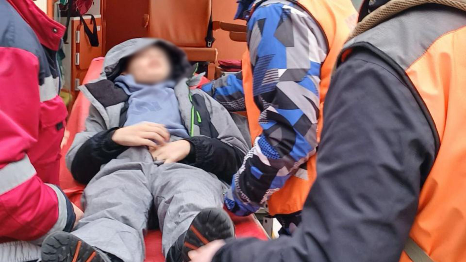 На гірськолижному курорті Закарпаття травмувався 11-річний хлопчик (ФОТО)