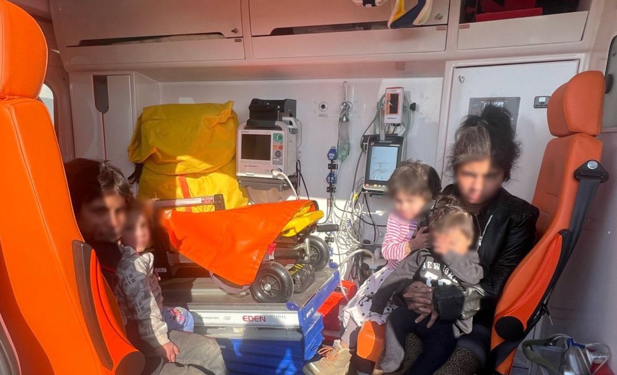 Офіс Омбудсмана виявив у циганському таборі у Великолучківській громаді покусану пацюками дитину, туберкульоз у дітей і фіктивне батьківство (ФОТО)