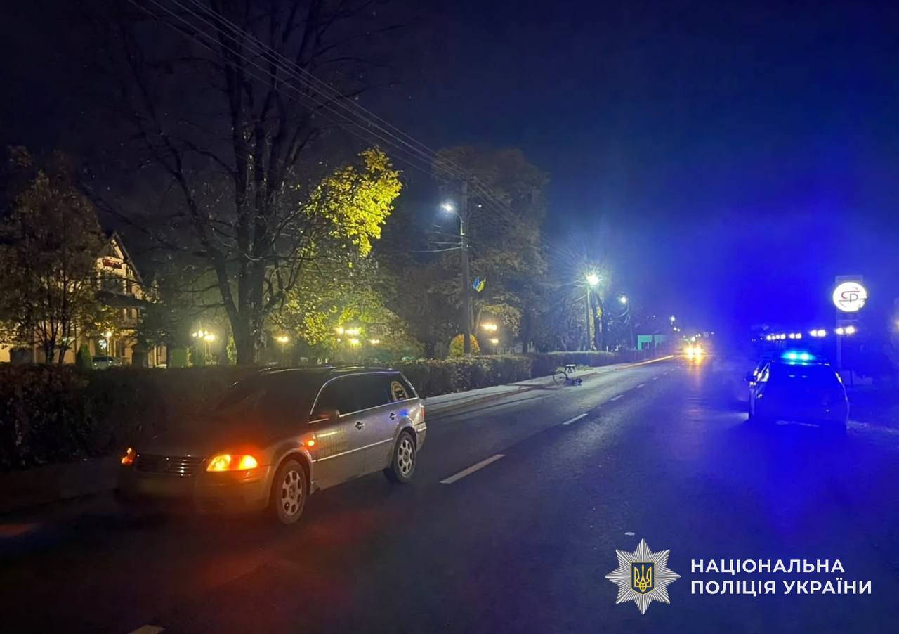 На Рахівщині п’яний водій збив велосипедистку на тротуарі (ФОТО)