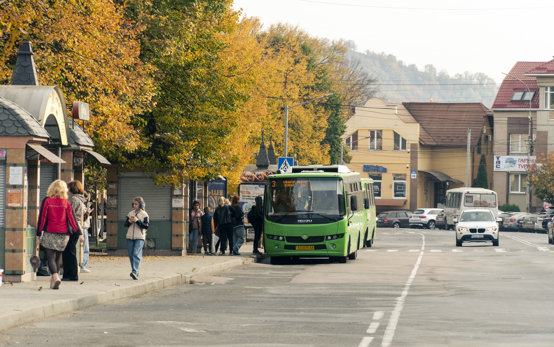У Мукачеві щодня о 9:00 зупинятимуть транспорт для хвилини мовчання