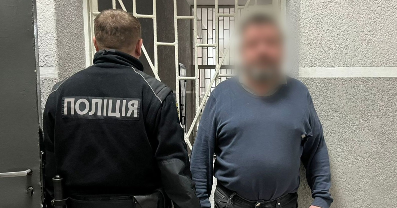 У Кольчині на Мукачівщині батько поранив сина ножем під час сварки (ФОТО)