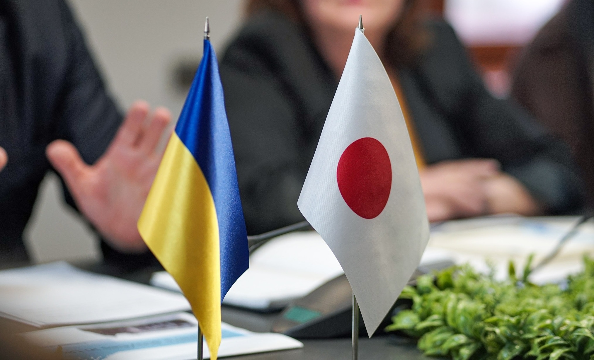 В Ужгороді обговорили запуск поїзда «Sakura Train» як символ українсько-японської дружби (ФОТО)