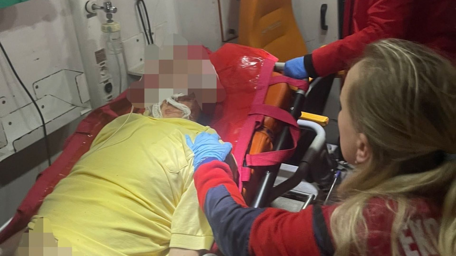 На Рахівщині медики реанімували 63-річного чоловіка після зупинки серця (ФОТО)