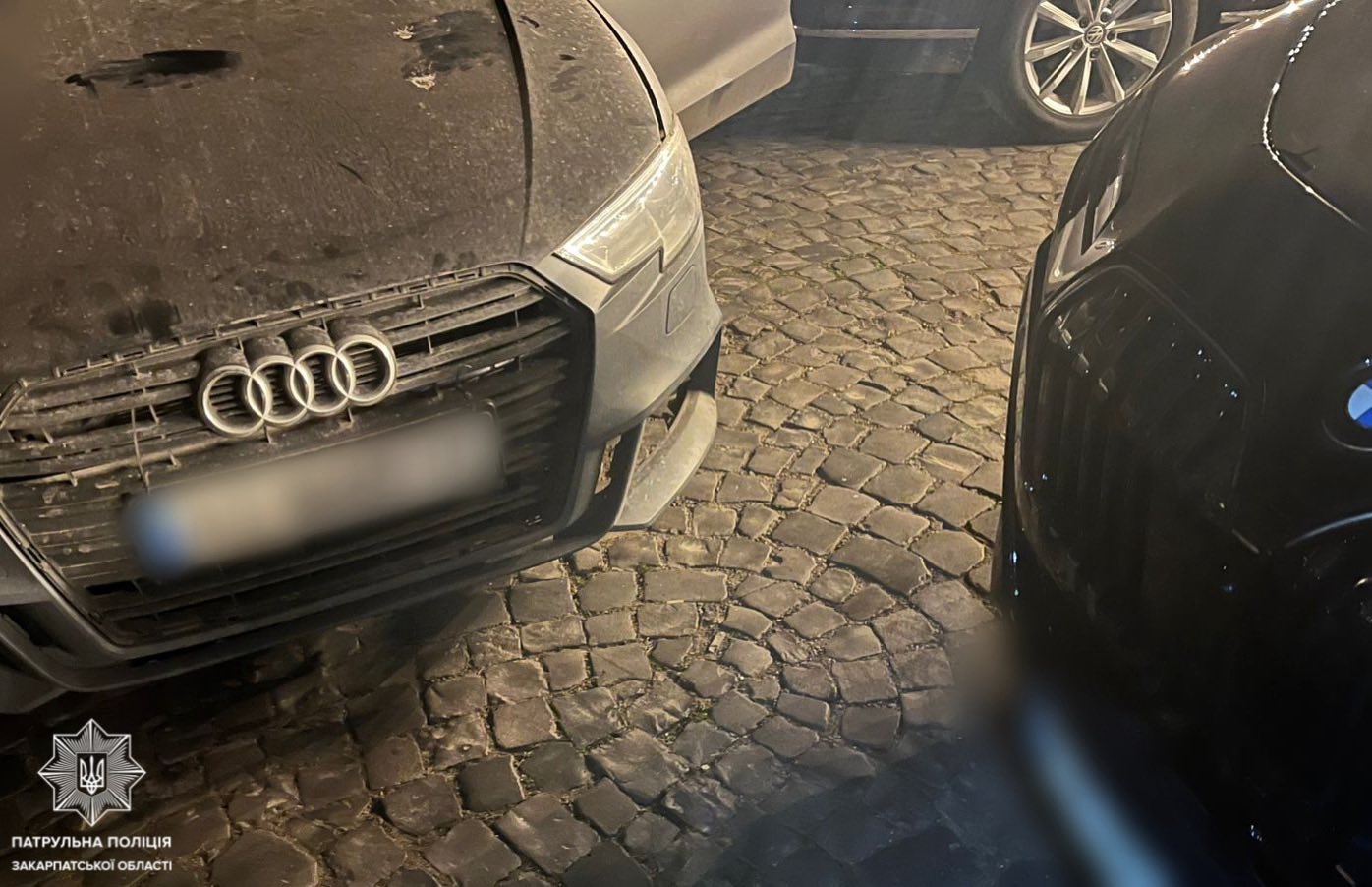 В Ужгороді нетверезий водій скоїв ДТП з припаркованим авто (ФОТО)
