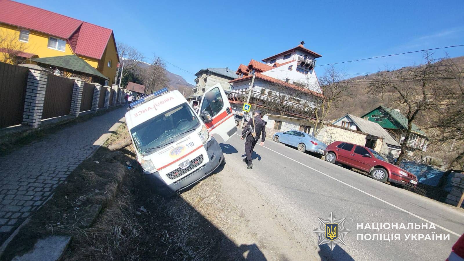 На Закарпатті 6-річний хлопчик постраждав у ДТП за участі карети "Швидкої" (ФОТО)