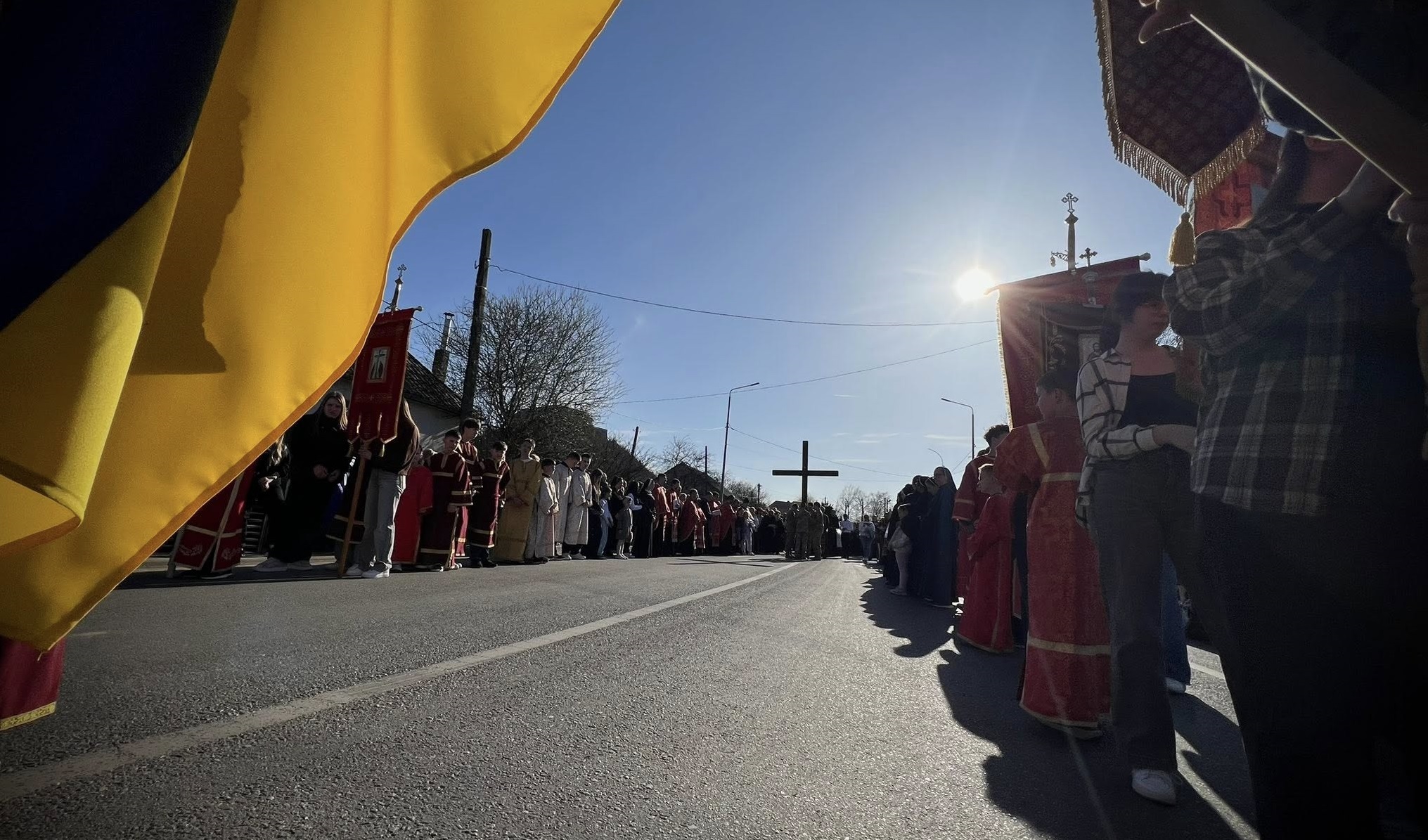 У Мукачеві вулицями міста пройшла Хресна дорога (ФОТО)