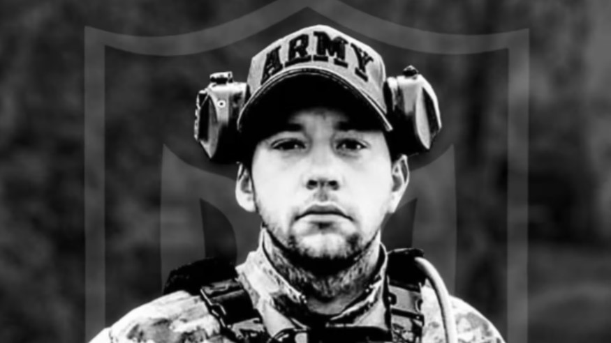 У Минаї на Ужгородщині попрощаються з воїном Антоном Зінчуком (ФОТО)