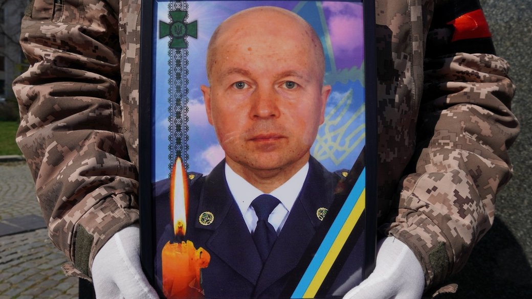 В Ужгороді попрощалися із загиблим прикордонником Василем Голінкою (ФОТО)