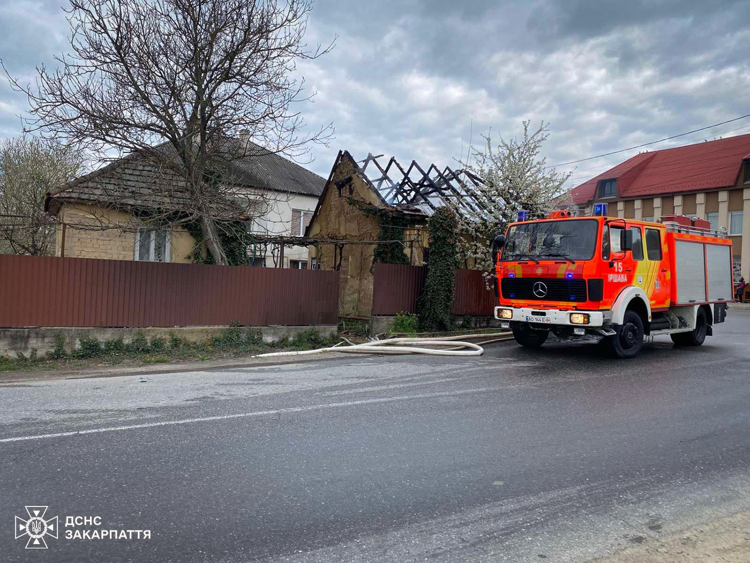На Берегівщині під час пожежі загинув чоловік (ФОТО)