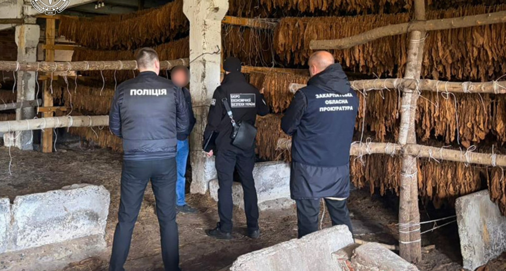 На Закарпатті та Прикарпатті викрили підпільний тютюновий бізнес (ФОТО)