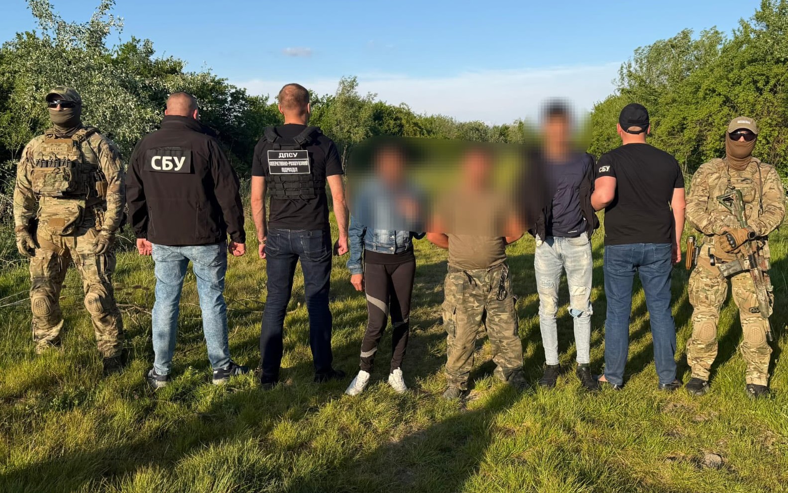 На Закарпатті затримали трьох переправників ухилянтів через кордон зі Словаччиною (ФОТО)