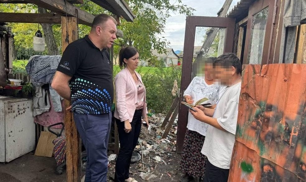 На Закарпатті дітей змушували жебракувати та жорстоко карали за відсутність грошей (ФОТО)