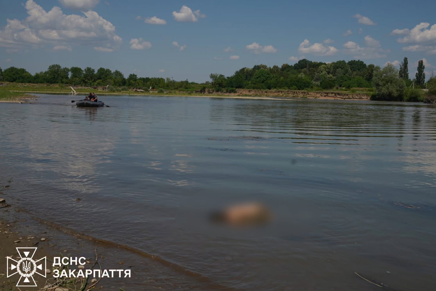 У ДСНС повідомили подробиці трагічних пошуків дитини на Закарпатті (ФОТО)
