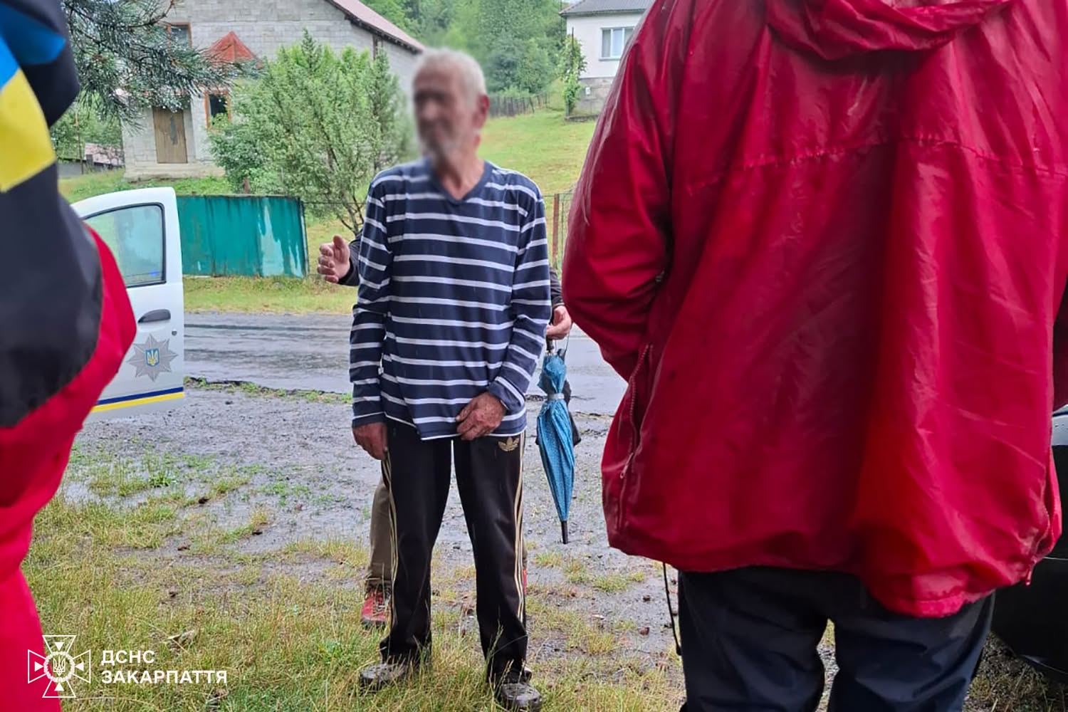 На Мукачівщині знайшовся 73-річний грибник, якого три доби шукали в лісі (ФОТО)