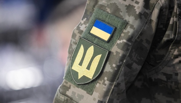 Чоловік, який випав із вікна Ужгородського ТЦК, помер у лікарні